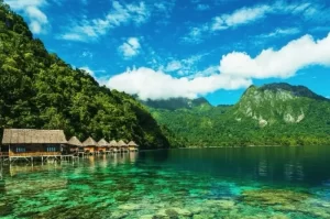 Pantai Ora Maluku