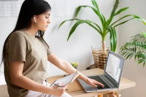 Kerja Online di Usia 40 Tahun Ke Atas: Peluang untuk yang Ingin Tetap Produktif